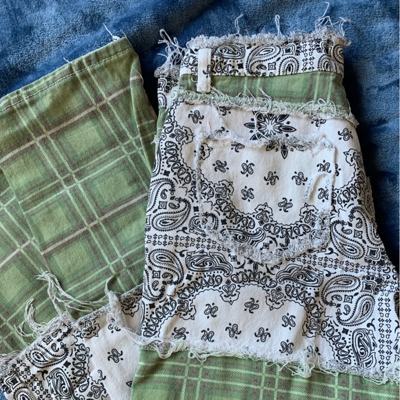 SHEIN Patchwork Jeans - Picture 2 of 3